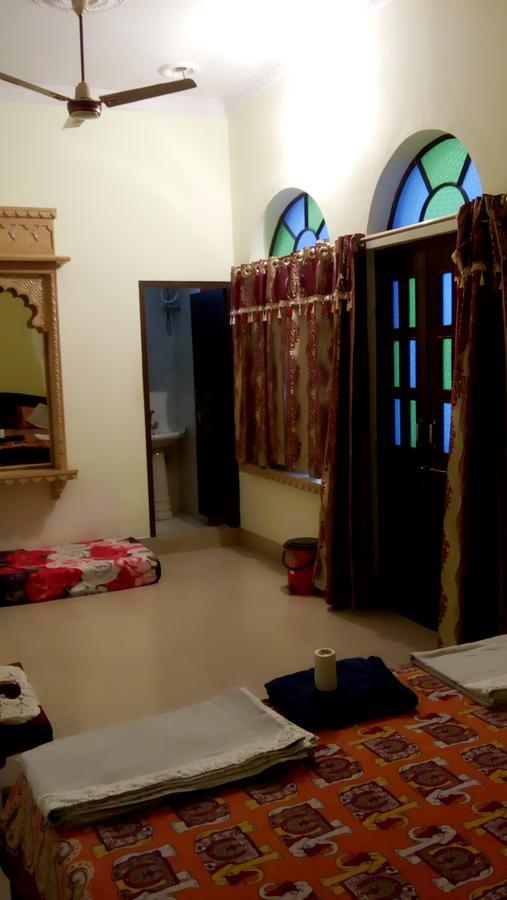 Shivam Tourist Guest House Būndi Zewnętrze zdjęcie