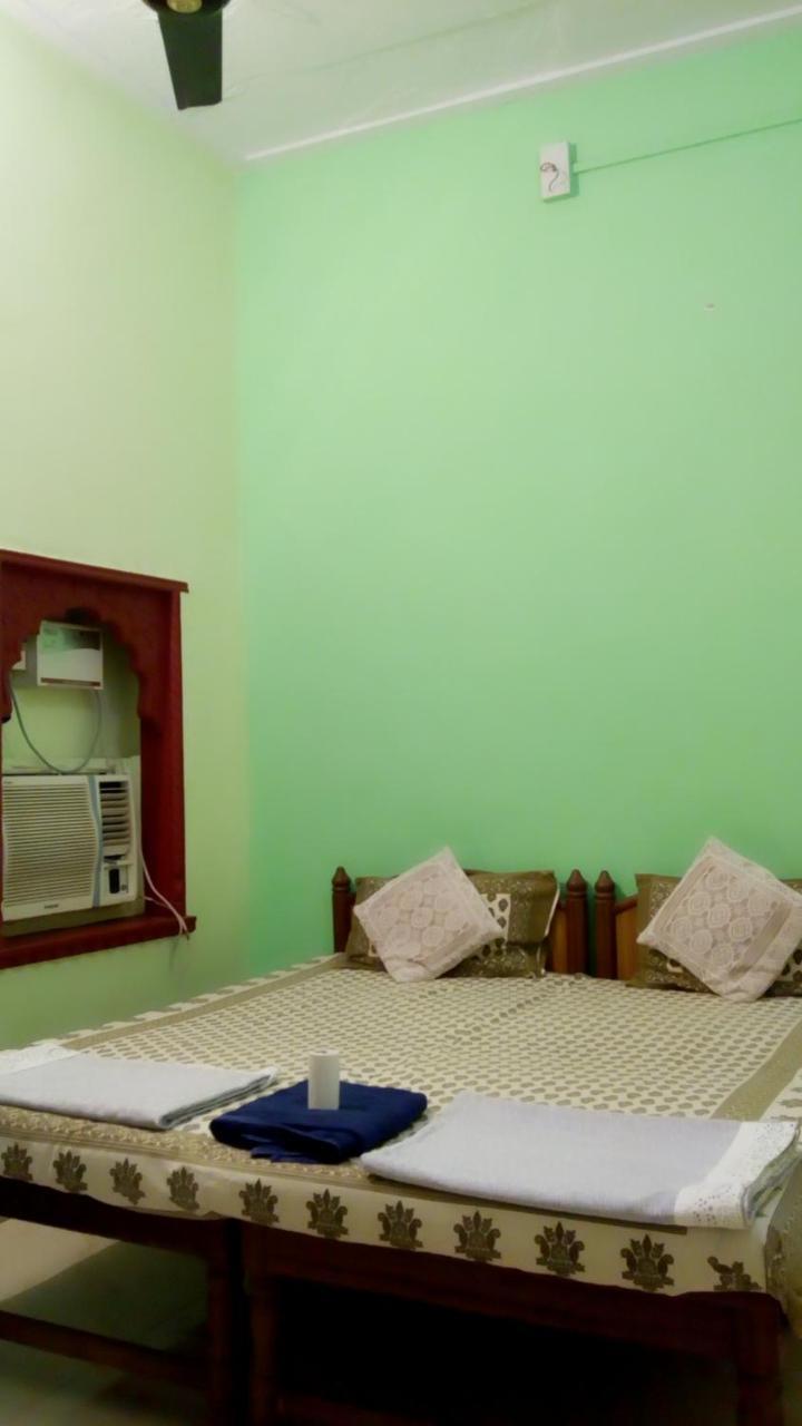 Shivam Tourist Guest House Būndi Zewnętrze zdjęcie